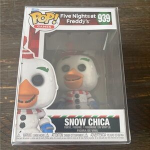 Funko Snow Chica Holiday Vinyl Figure - White, Orange, Green, Red, Blue